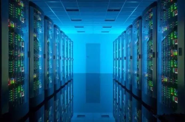 UPS不间断电源的使用寿命能够达到多久